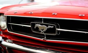 Ford Mustang bérlés itthoni környezetben